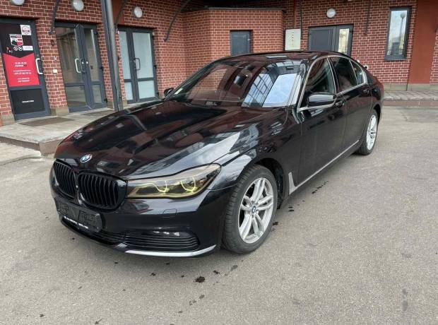 BMW 7 серия G11