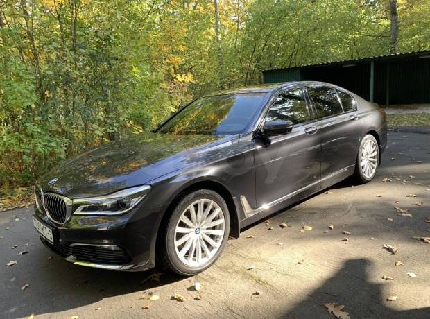 BMW 7 серия G11