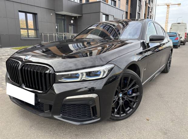 BMW 7 серия G11 Рестайлинг