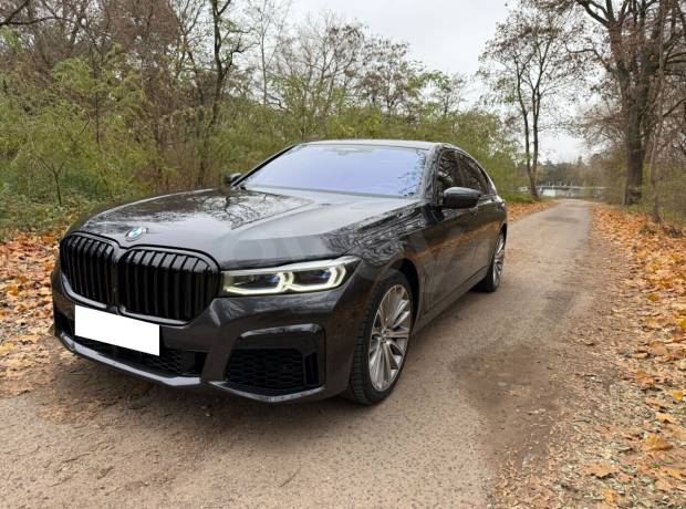 BMW 7 серия G11 Рестайлинг