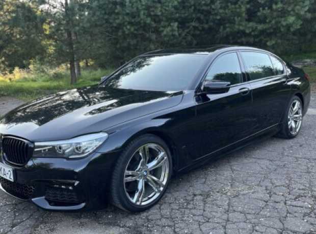 BMW 7 серия G12 (Long), 2015, пробег 180000 км
