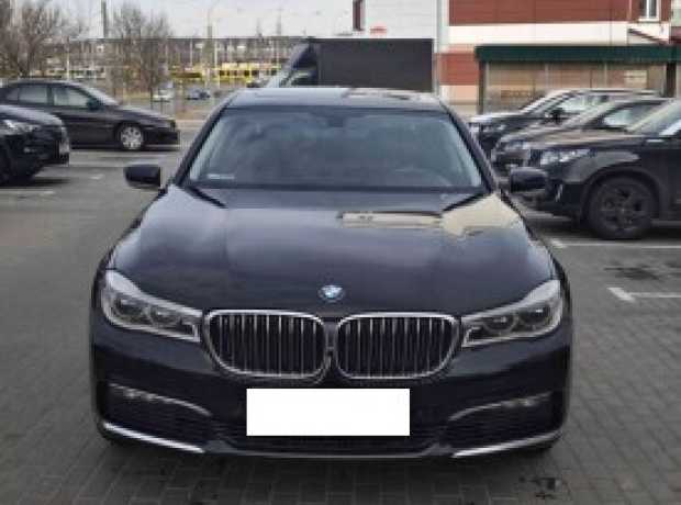 BMW 7 серия G12 (Long), 2015, пробег 425000 км