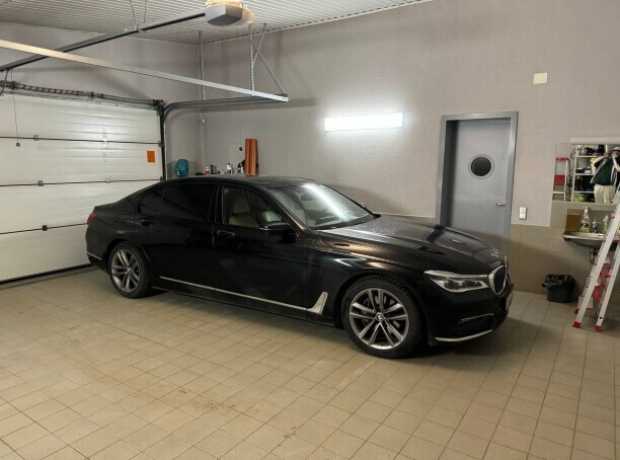 BMW 7 серия G12 (Long), 2016, пробег 30030 км