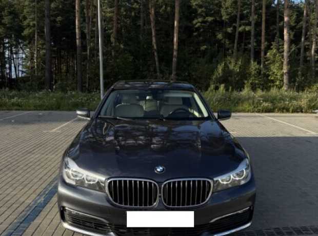 BMW 7 серия G12 (Long), 2017, пробег 173000 км BMW 7 серия G12 (Long), 2017, пробег 173000 км