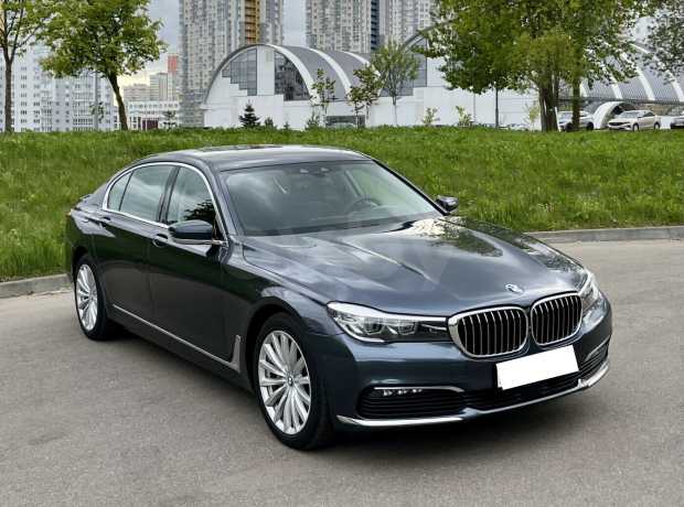 BMW 7 серия G12 (Long)