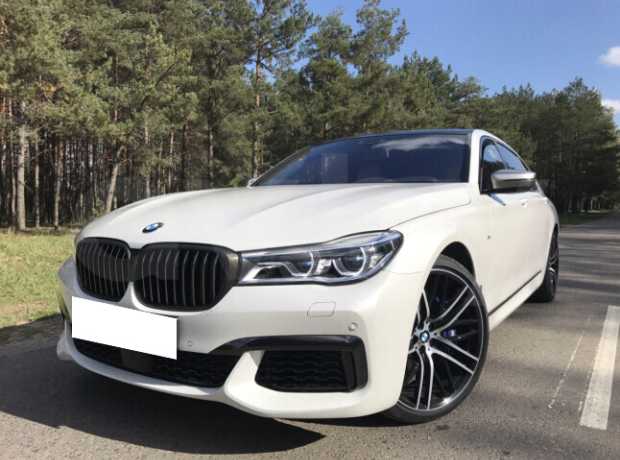 BMW 7 серия G12 (Long)