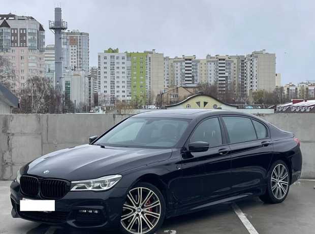 BMW 7 серия G12 (Long)
