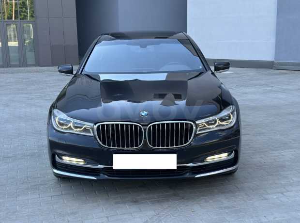 BMW 7 серия G12 (Long)