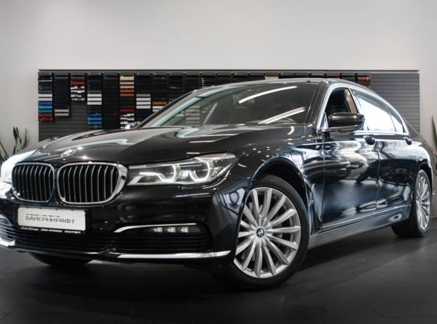 BMW 7 серия G12 (Long)