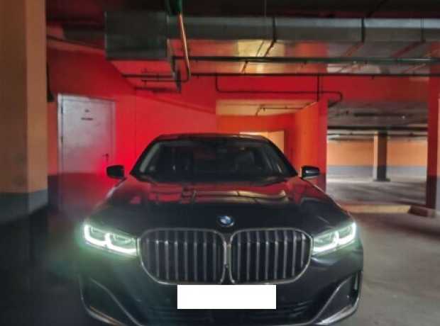 BMW 7 серия G12 (Long)  Рестайлинг, 2019, пробег 270000 км