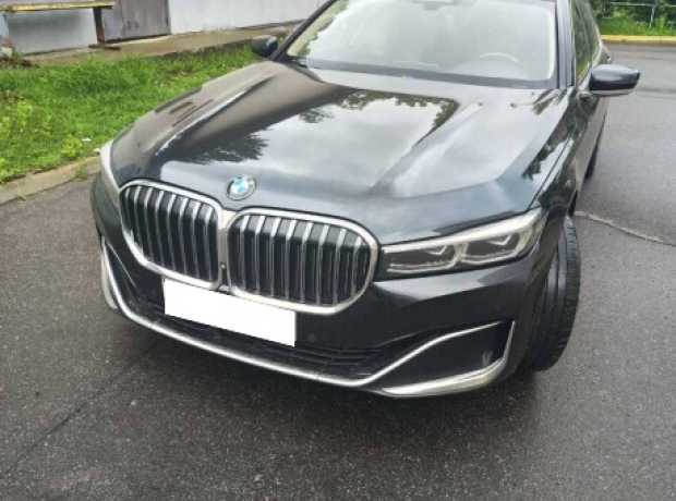 BMW 7 серия G12 (Long)  Рестайлинг, 2019, пробег 270580 км