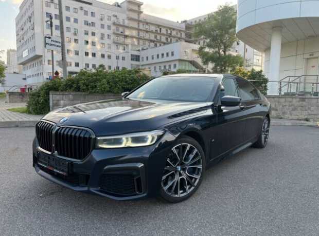 BMW 7 серия G12 (Long)  Рестайлинг, 2020, пробег 204000 км
