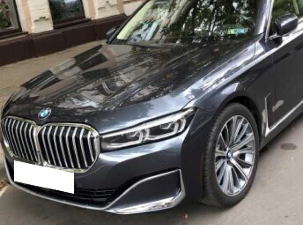 BMW 7 серия G12 (Long)  Рестайлинг, 2020, пробег 30000 км