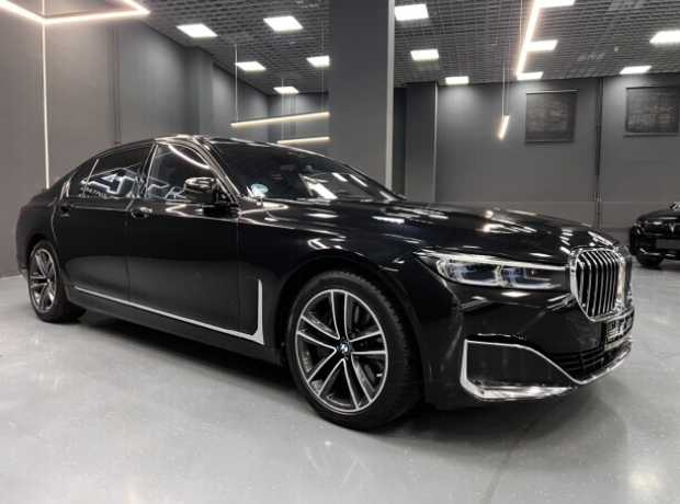 BMW 7 серия G12 (Long)  Рестайлинг, 2020, пробег 80000 км