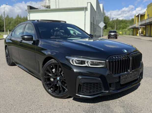BMW 7 серия G12 (Long)  Рестайлинг, 2021, пробег 24400 км