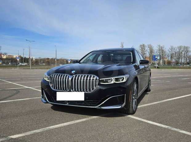 BMW 7 серия G12 (Long) Рестайлинг