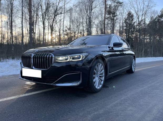 BMW 7 серия G12 (Long) Рестайлинг