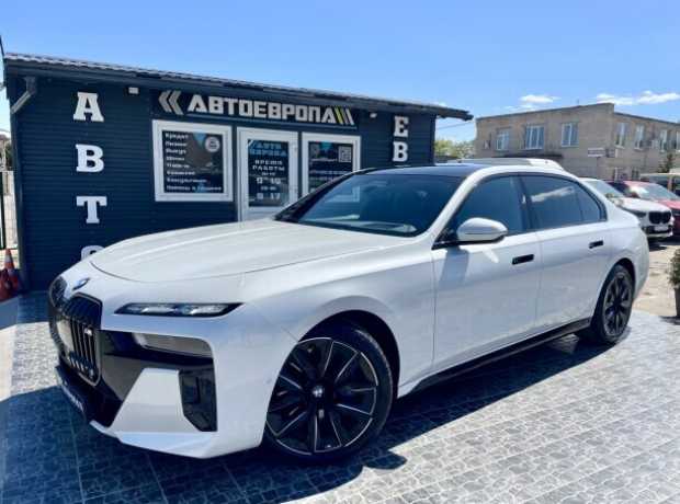 BMW 7 серия G70, 2022, пробег 14839 км