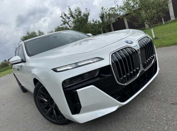 BMW 7 серия G70, 2023, пробег 11000 км