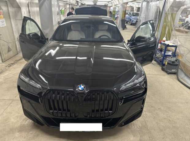 BMW 7 серия G70, 2023, пробег 49000 км BMW 7 серия G70, 2023, пробег 49000 км