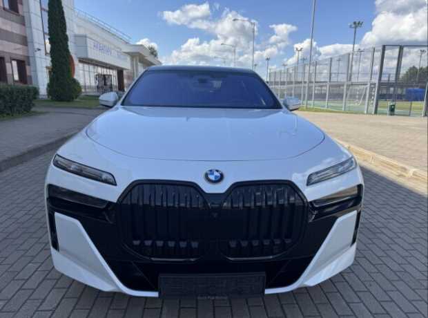 BMW 7 серия G70, 2023, пробег 83900 км
