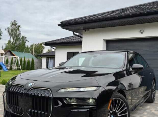 BMW 7 серия G70, 2024, пробег 1350 км