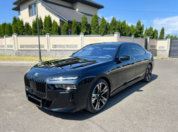 BMW 7 серия G70, 2025, пробег 50 км