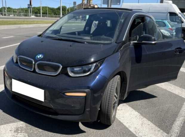 BMW i3 I01 Рестайлинг, 2018, пробег 64000 км BMW i3 I01 Рестайлинг, 2018, пробег 64000 км