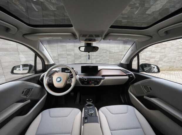 BMW i3 I01  Рестайлинг, 2019, пробег 133000 км