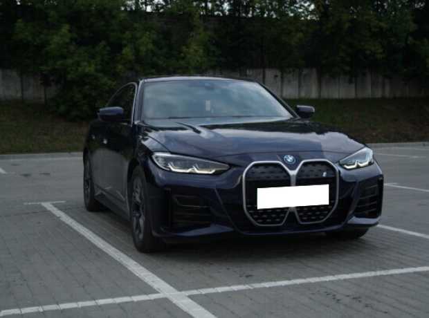 BMW i4 , 2022, пробег 24000 км