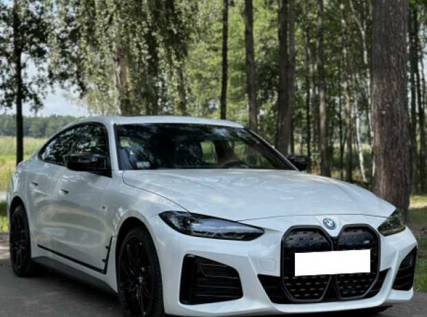BMW i4 , 2022, пробег 9200 км