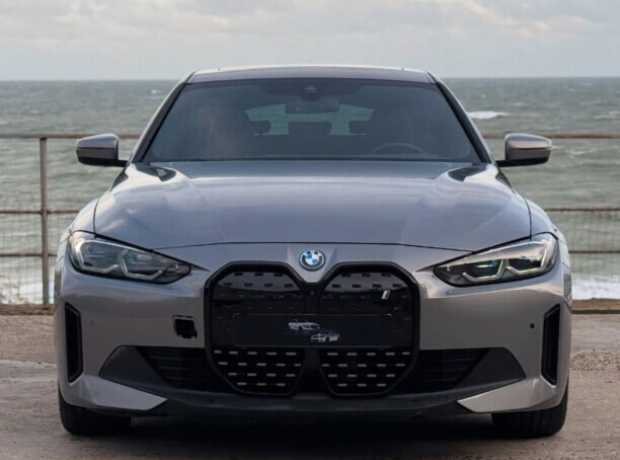 BMW i4 , 2023, пробег 17000 км