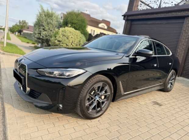 BMW i4 , 2023, пробег 33000 км