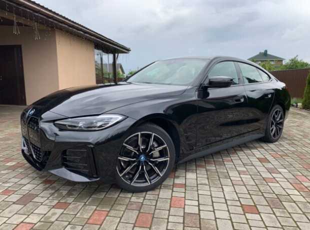 BMW i4 , 2024, пробег 19000 км