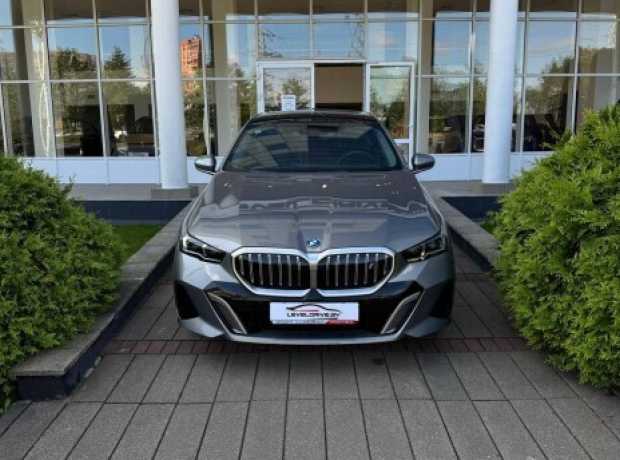 BMW i5 , 2024, пробег 10000 км