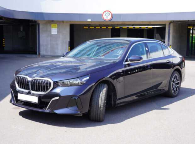 BMW i5 , 2024, пробег 160 км
