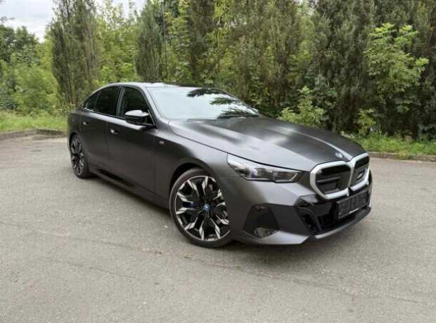 BMW i5 , 2024, пробег 4294 км