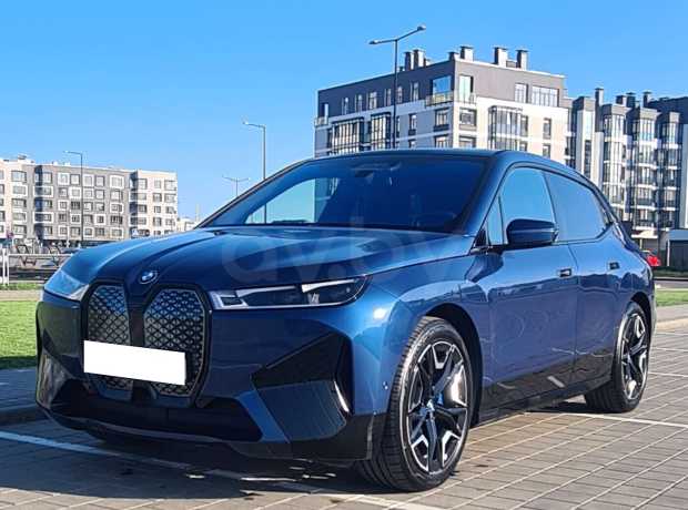 BMW iX I