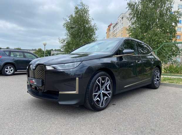 BMW iX I