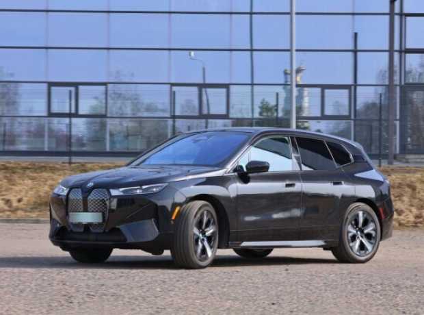 BMW iX i20, 2022, пробег 30000 км