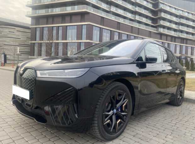 BMW iX i20, 2022, пробег 30000 км BMW iX i20, 2022, пробег 30000 км