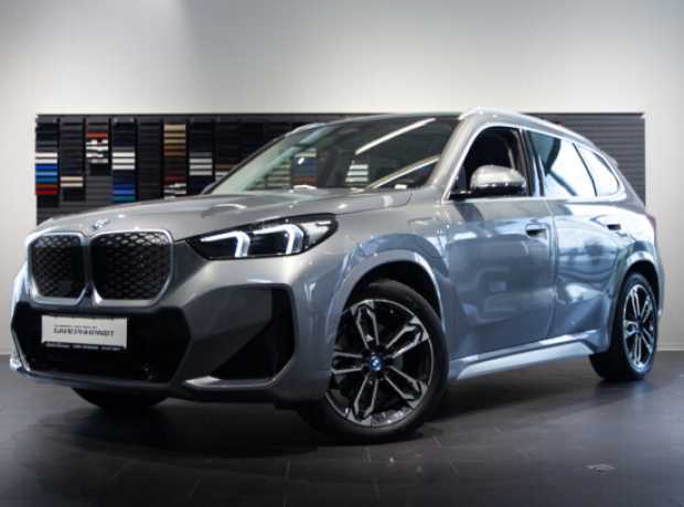 BMW iX1 , 2023, пробег 5500 км