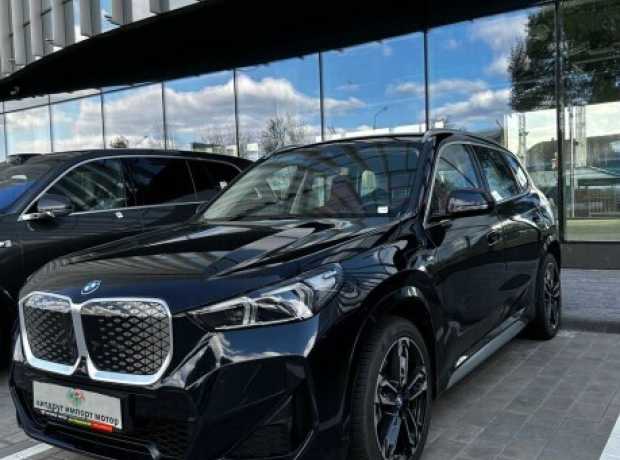 BMW iX1 , 2024, пробег 1001 км