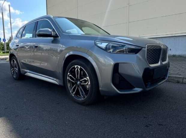 BMW iX1 , 2024, пробег 13000 км