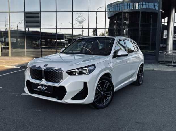 BMW iX1 , 2025, пробег 28 км
