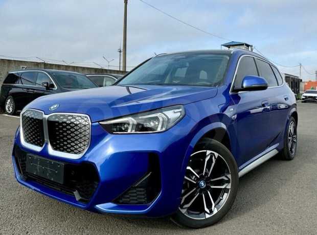 BMW iX1 I
