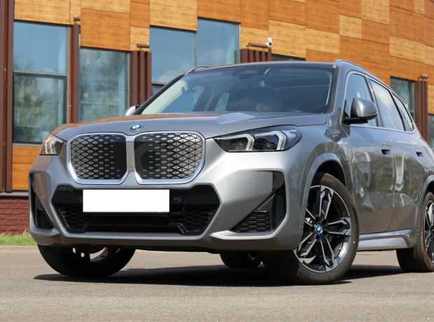 BMW iX1 I