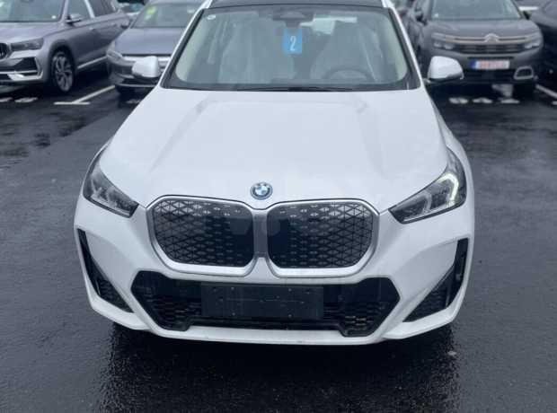 BMW iX1 I