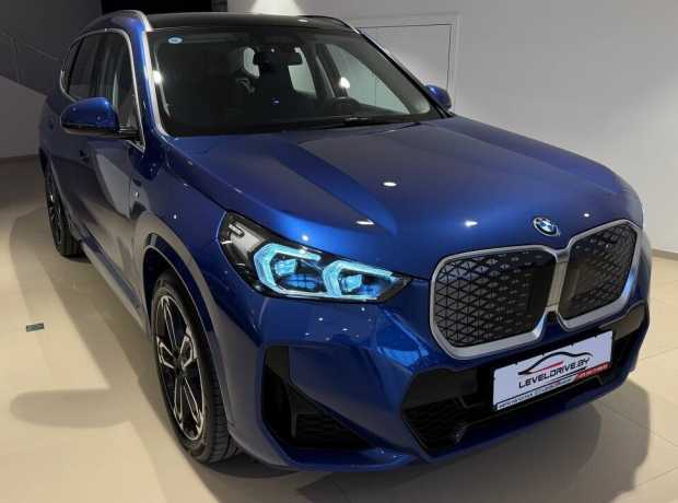 BMW iX1 I