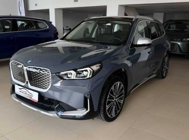 BMW iX1 I
